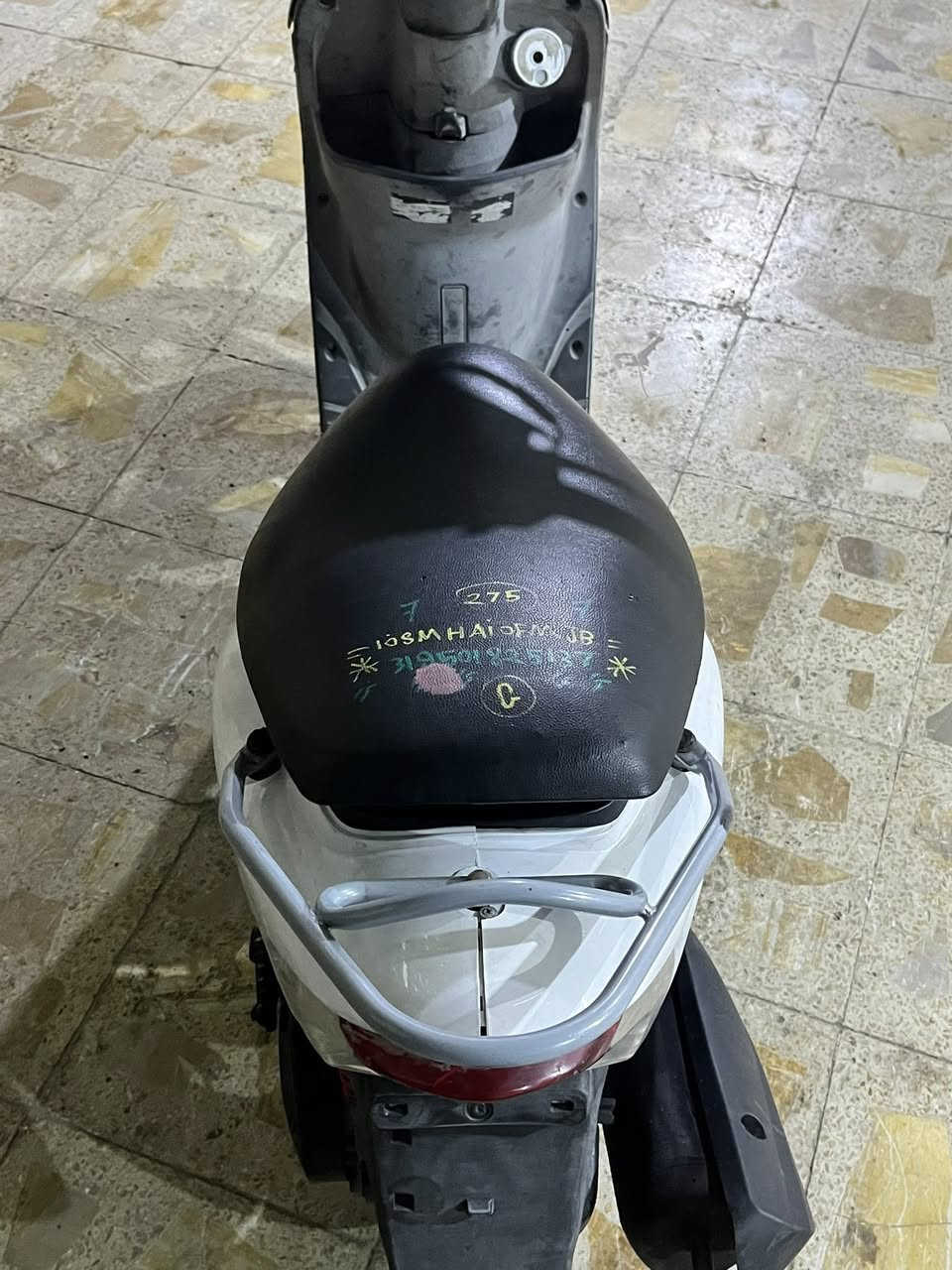 السلام عليكم ،ماكس قجمه للبيع دراجه بلاديه صار سبوع طلعت من الرمبه ومامفتوحه وناعمه خير من الله شرط الفحص رايدها850 مكاني بصره حيانيه *********** متوفر واتساب فقط شراي يتصل وبخدمته
