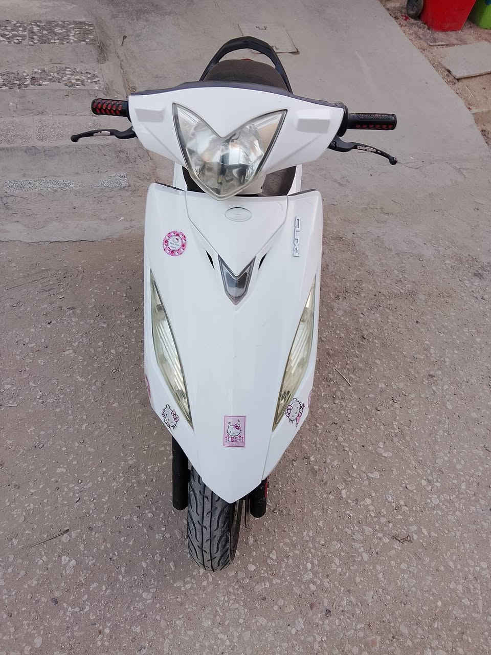 السلام عليكم دراجه جي 5 دراجه بكيس رامبو مال حاويه 
محرك نعومه فول كل نقص ما بيها واحد على واحد 
***********
