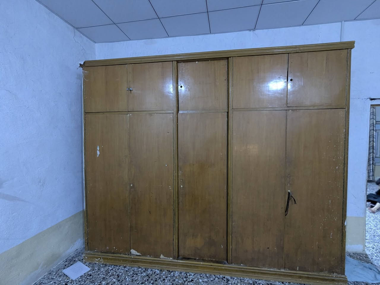 السلام عليكم
كنتور خمس بيبان طابيقن 
تزگام عراقي نص عمر 
قيم وخذ 
الموقع كربلاء المقدسة طريق كربلاء نجف


**إذا كنت صاحب هذا الإعلان وتريد حذفه لأي سبب، رجاءا أرسل رسالة إلى الدعم الفني**