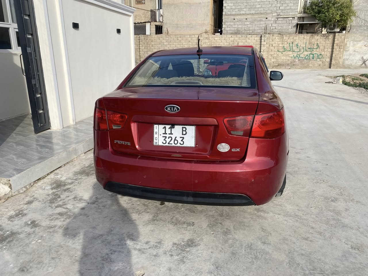 كيا فورتي موديل 10 رقم بغداد باسمي 
محركـ2000 جديد تبريد ثلج غرفه جديده سياره جاهزه ضررها جاملغ الخلفي وباب بالعراق الأمامي ونصبغت صفحه بدون دواخل سونار بيها كلشي موضح بدون دواخل السعر 82 بيها مجال بسيط مكاني بعقوبه السوك 
للاستفسار/ ***********
