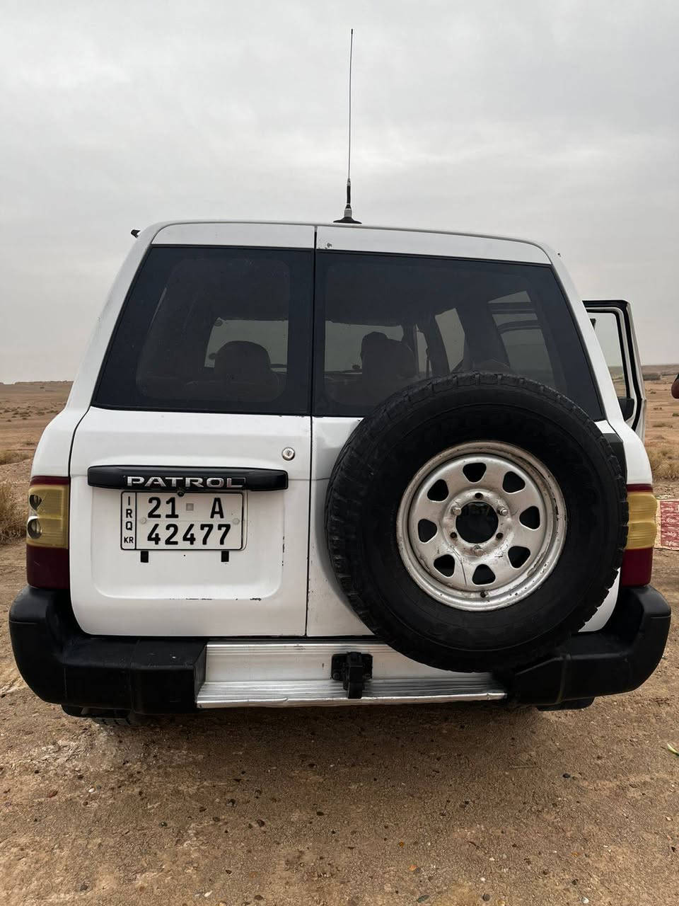 باترول 2001 أصولي بيه كازكت كايم 
*********** دواخل نظيفه كيره مكفول
سعره 90
