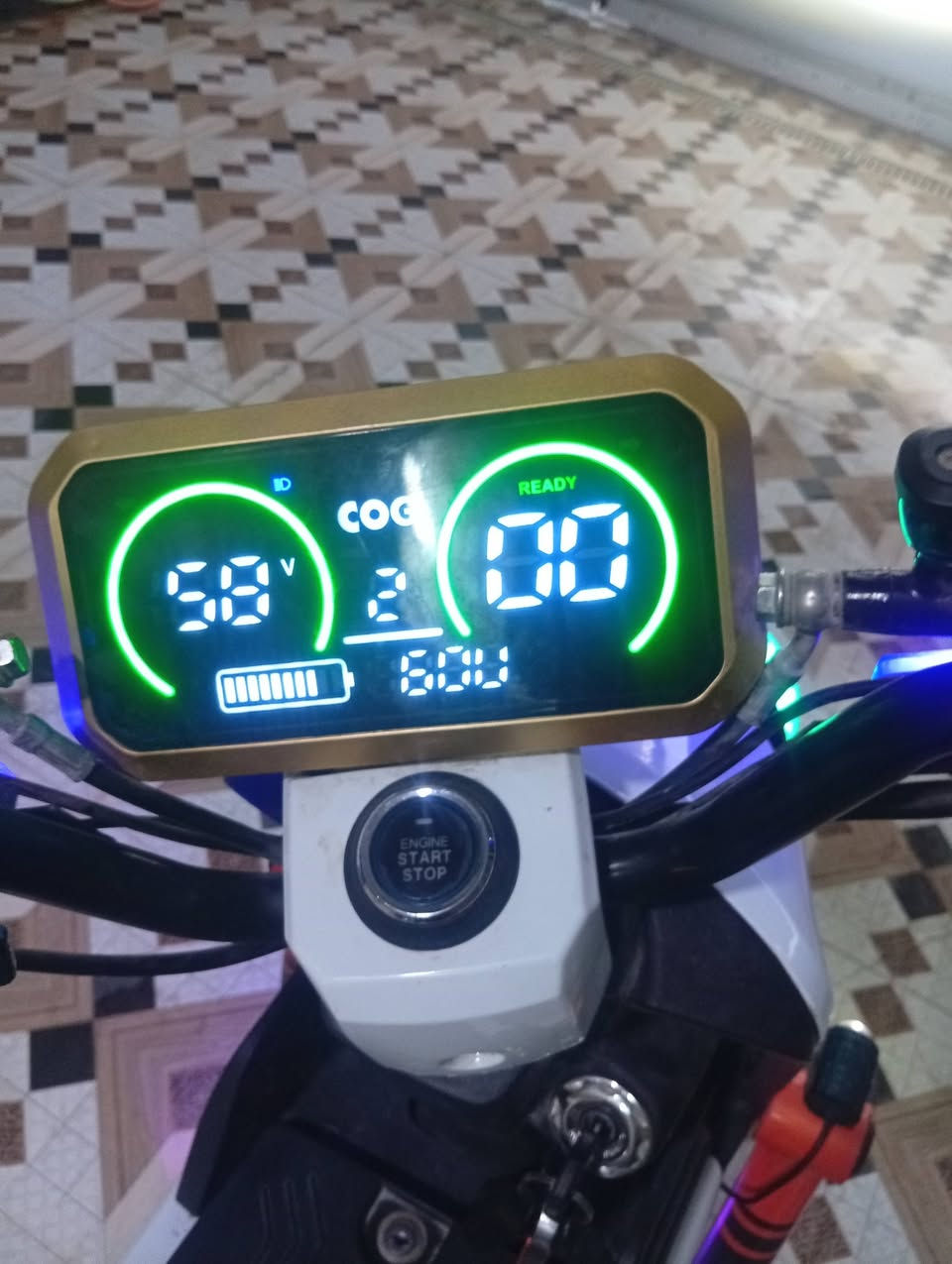 دراجة شحن x900 للبيع كلشي ما ناقصهة بعدهة جديدة كلشي مابيهة ما مبدلة اي شي 5 بطاريات 60 فولت والبطرية السودة مجرد علمود ما يتحلكت الباتريات ملف 2000 حقيقي تمشي 60kmh السعر 500 بيهة مجال للشراي 🛑 مكاني البصرة الجزيرة شارع زين العابدين قرب اسواق النوارس


**إذا كنت صاحب هذا الإعلان وتريد حذفه لأي سبب، رجاءا أرسل رسالة إلى الدعم الفني**