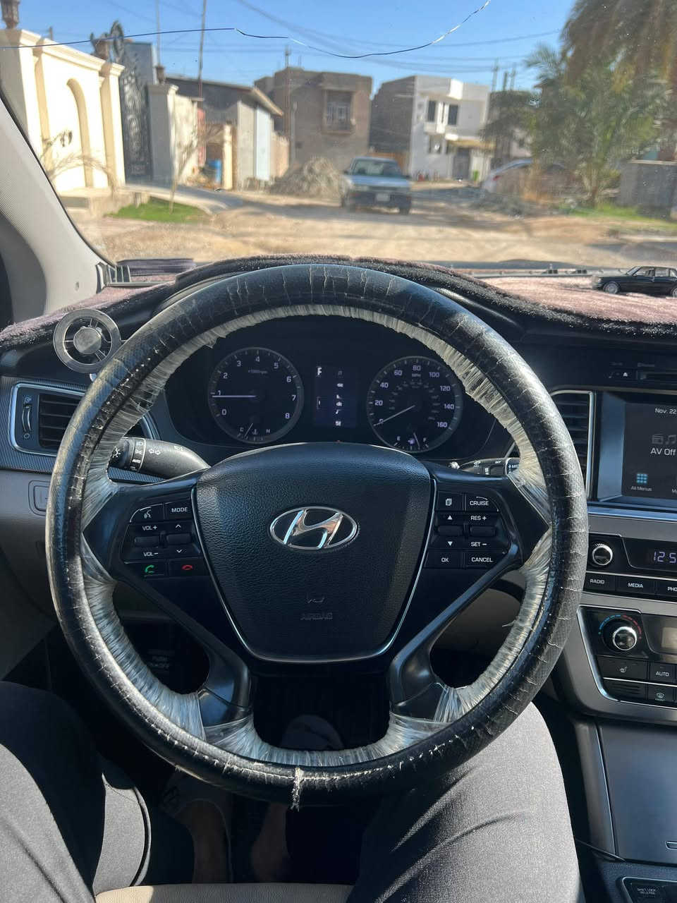 سوناتا 2016 سبورت فول عدا الفتحه تبريد خلفي امامي شاشه كبيره بصمه ابواب وبصمه تشغيل محرك 2400 وارد امريكي محرك كير تايرات حداديه كله جديد ظررها تبديل بابين اصلي نفس اللون وجاملغ صبغ السعر 125 /***********
