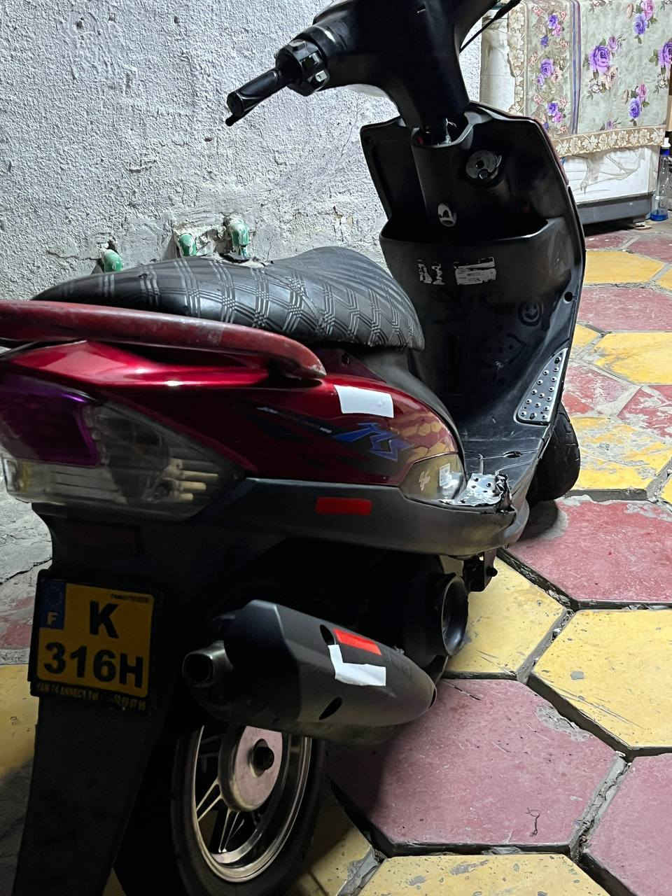 دراجة ماكس عدلة 120 دراجة كلشي بيها جديد من بريكات وكلجات بس طك عندي البستم بالمحرك(يرادلها تجفيت) واريد ابيعها ع وضعها ب250قفل مكانها بغداد الدورة
الرقم:***********
