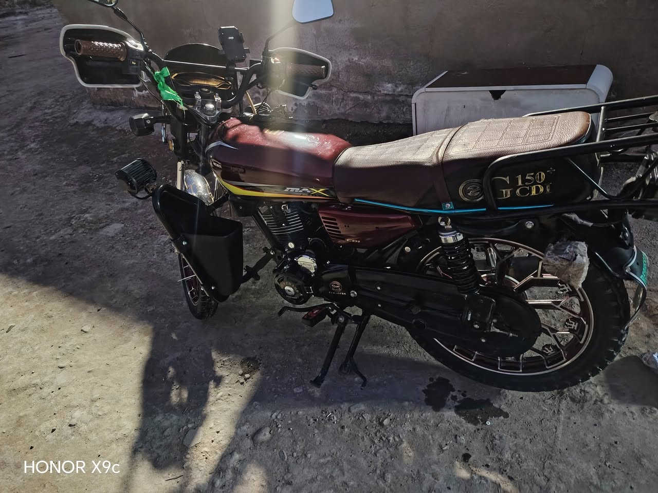 سلام عليكم دراجة 
سيفان مديل 25 دراجة خير من الله مكفولة كفالة عامة مدفوع كمرك روح كبل رقم دراجة ما مفتوحة عنوان بغداد سعر 850 بلاش والله اوراق صولي كمرك مدفوع كبل  رقم 
هاذ رقم صاحب دراجة ***********
