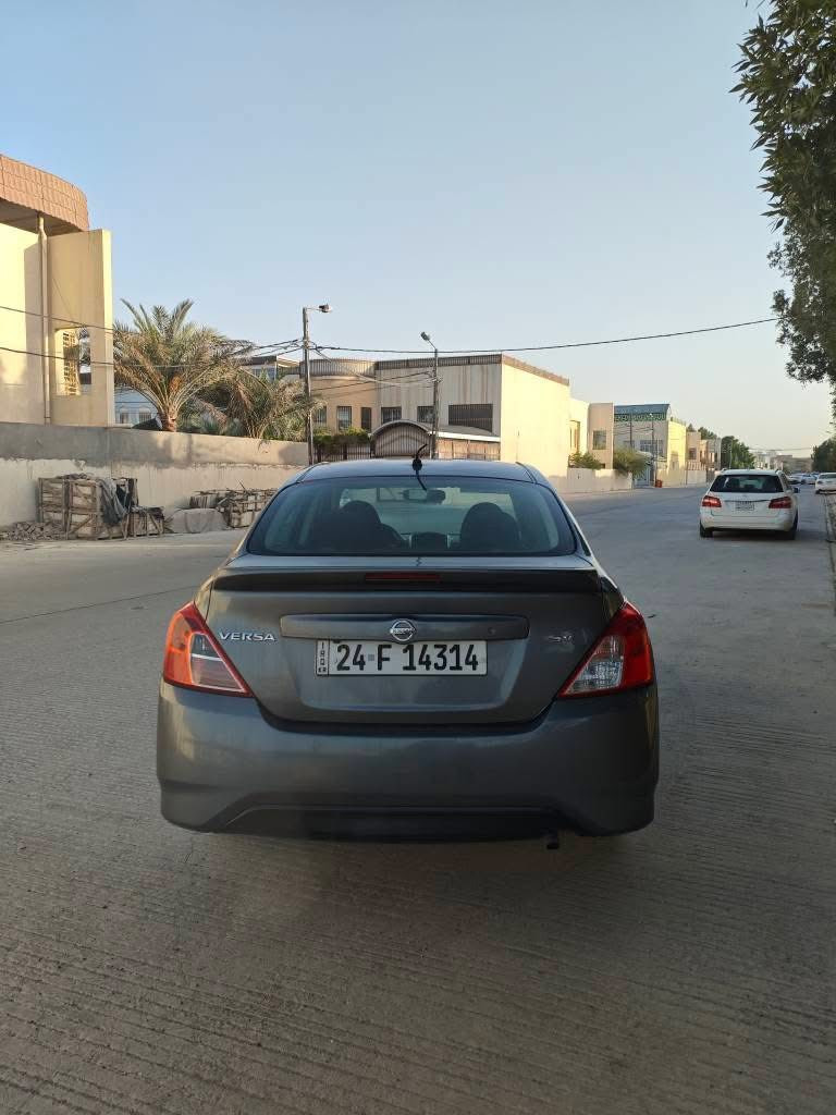 سلام عليكم ڤيرسا 2019للبيع صبغ قطعتين جاملغ وبنيد مكينه كير حداديه تبريد جاهزه للأخير ماشيه 76الف رقم دهوك بسمي مداور ثاني يوم مكاني نجف سعر 95وبيها مجال للشراي ***********

