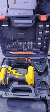 دريل شحن • جديد • مع لقم