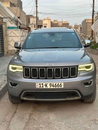 جيب كراند شيروكي لميتد 2018 للبيع فور ويل الحادث موضح بالصور بيها جامل...