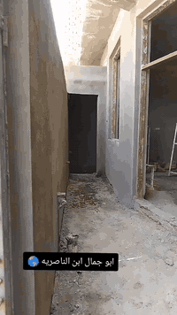 خلفه بناية • مقطوعة • الناصرية