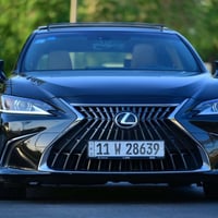 لكزس ES350 • ٢٠٢٣ • ماشية ٦٤ الف