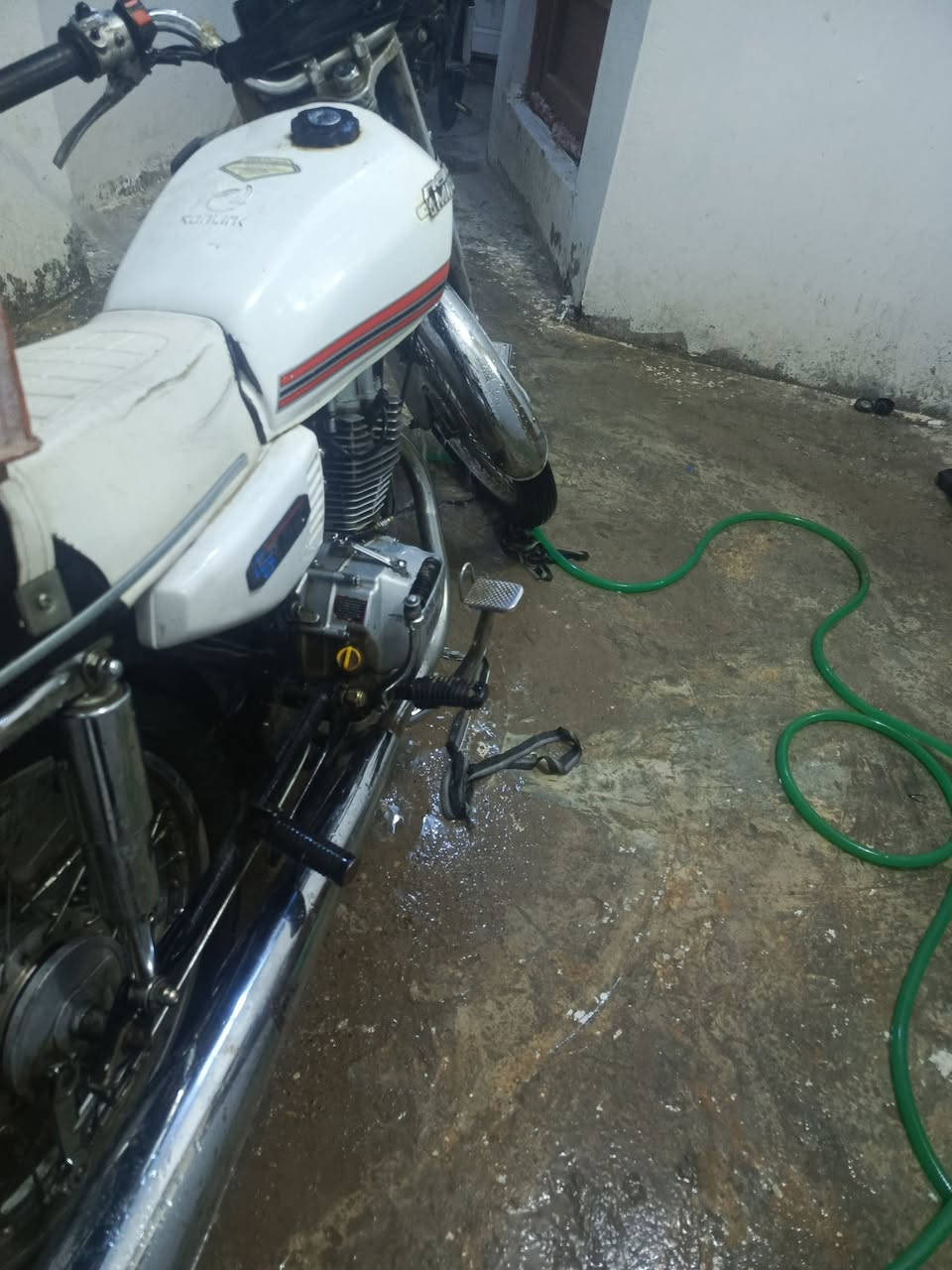 للبيع ب300وبه مجال نامه موديل 22 بيه اوراق 
***********
