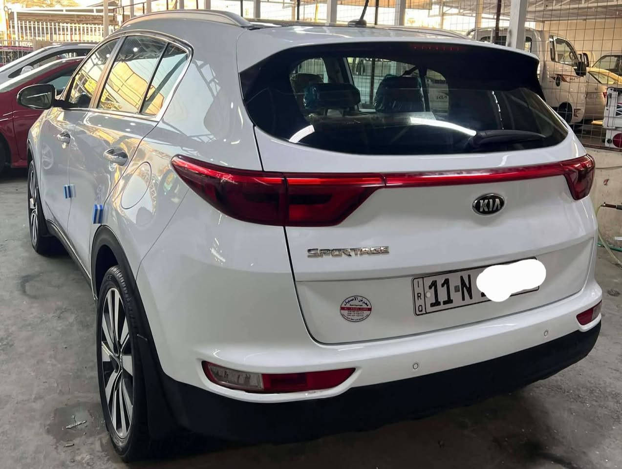 إسلام وعليكم للبيع والمراوس سبورتج  موديل 17 خليجي
كفاله من الصبغ والتبديل كير و محرك بلادي ع شركة  ماشية 123 الف
سعر 174
 مكاني بغداد    
للتصال ‏‪***********
