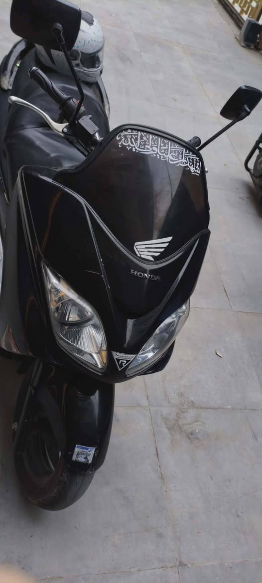 دراجه فورزه كفاله عامه لبيع 08 السعر 900بيه مجال حك جيه النوان البصره قضاء القرنه حي الجمعه قرب جامع الامام الحسين رقم الهاتف ***********
