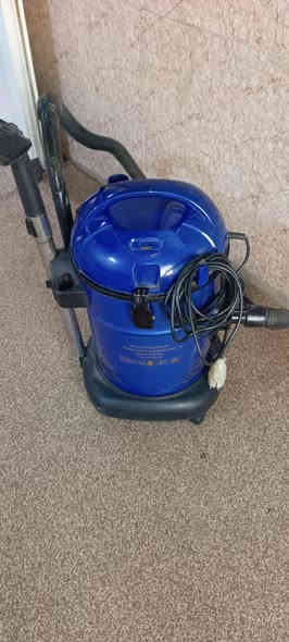 مكنسه كهربائيه نضيفه=كامله للبيع ب30الف
***********
