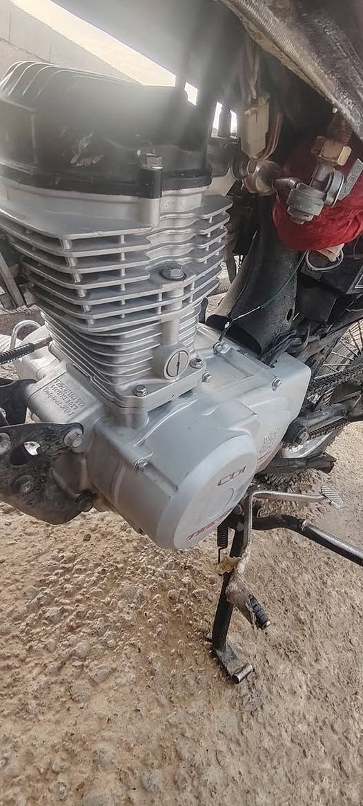 تايكر للبيع محرك مامفتوح شرط لاصرف ولابخار كله شغل مابي نقص موديل 2017محرك فول نشاط فول ابيع وراوس ويا 5كير محرك كبس مامفتوح بشرط تجي تشوفه اذمفتوح لاتشتري  مكاني كركوك ***********
