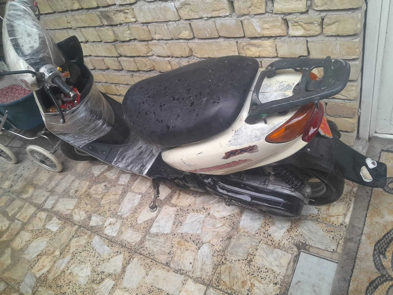 دراجة للبيع الخطيب الزراعي ٢٠٠ بيها مجال عصفورية ***********
