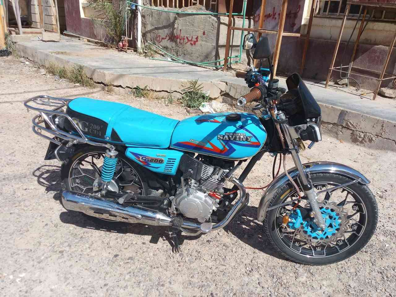 ماطور ايراني سفيان موديل 23 مشدود 25 محرك 200 دبل ريموند بصمه حساسات رماش ماطور اخو الجديد كله وضع شركه مابي أي نقص تايرات جدد لايت زنون يعني موديل 25  السعر 850  اوبي مجال قليل العنوان 7 كيلو رقم الهاتف ***********
