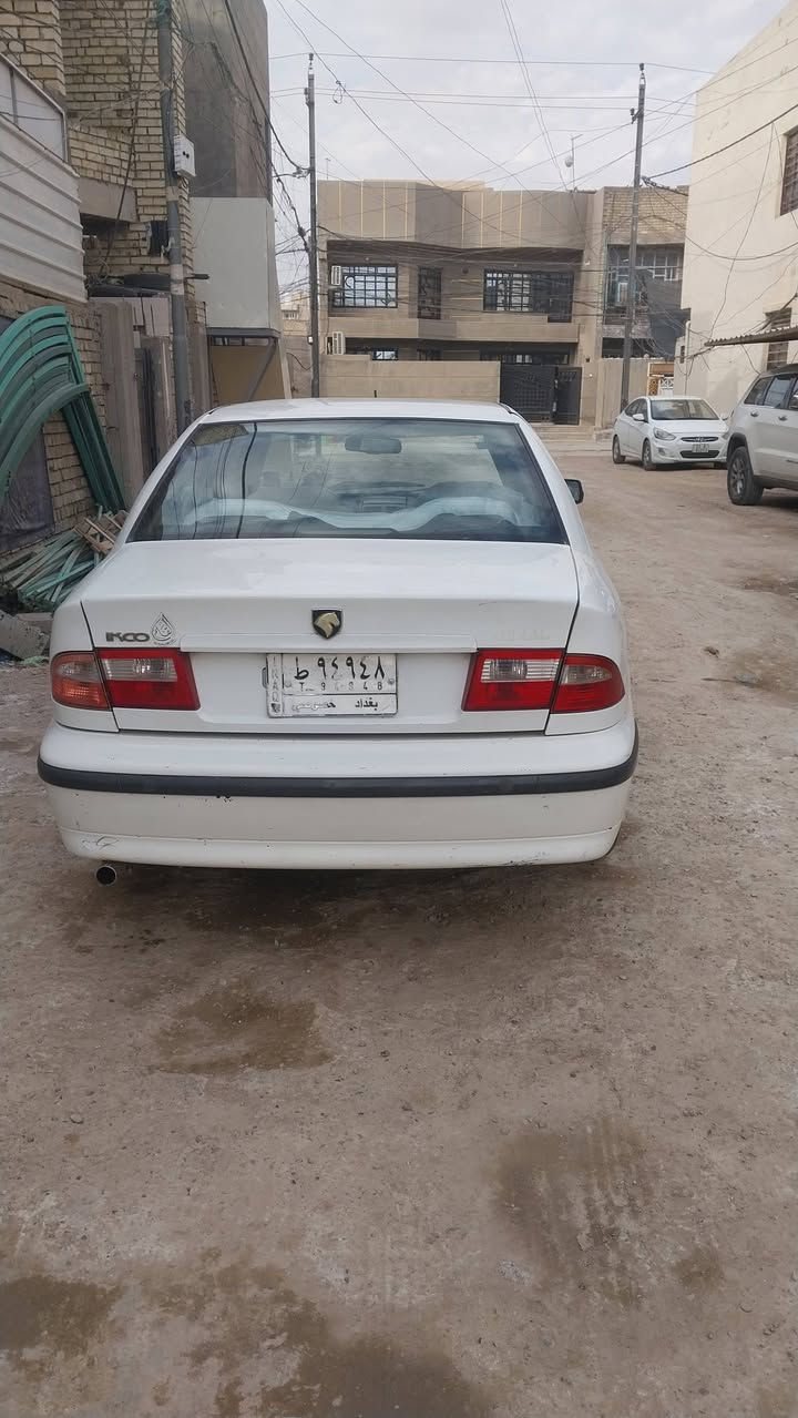 السلام عليكم سمند مديل 17 رقم بغداد بسمي كير مكينه بل كارتون تتفئه تبريد ثلج تخم تاير  سياره حلوه كامله بيهه ضربه باب السايق سعر 55 وبيهه مجال ***********
