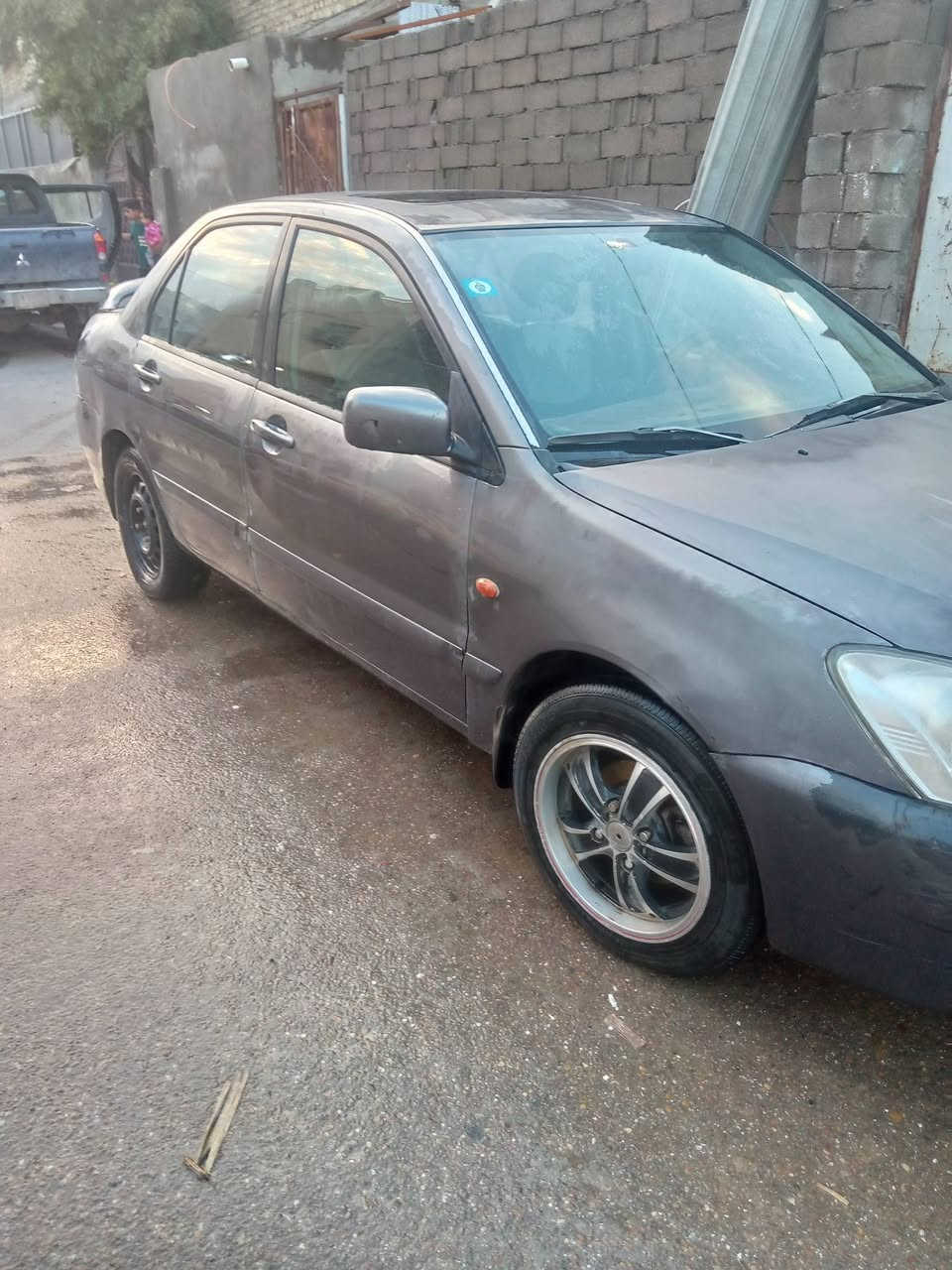 لانسر وارد امريكي 2007 محرك 2000
السعر 68 وبيها مجال مكانها بغداد الجديدة 
للاتصال ***********
