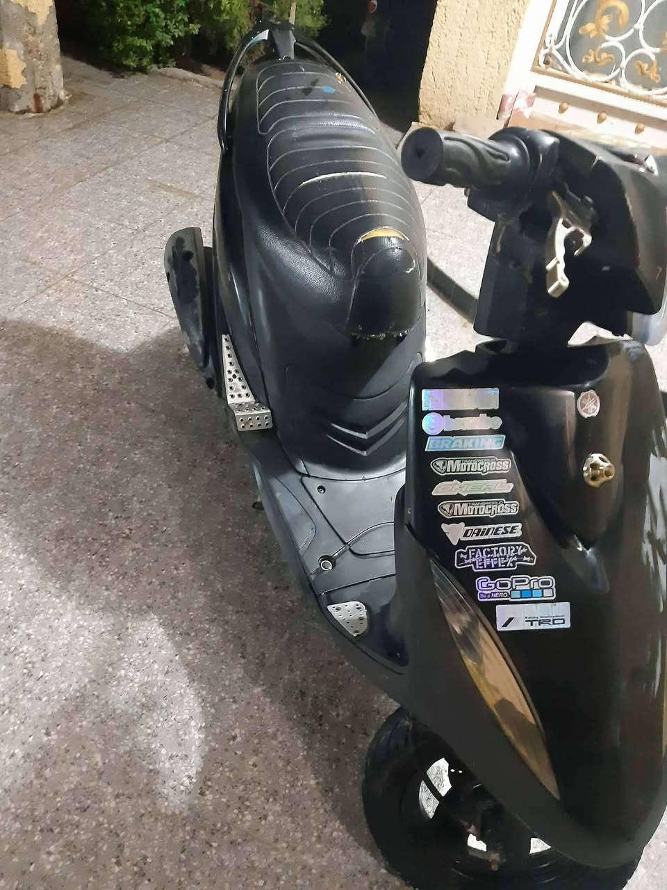 السلام عليكم 
ماكس عدله للبيع دراجه بلاديه 49 مامفتوحه دراجه كلش حلوه ما ناقصه شي من ايدك للشارع بيه تزويدات بصيطه مثل يدات ومنضومه زنون للبيع او مراوس شعدك تعال خاص مكاني حله بكرلي رايده من لخير 450 ومتحصل هيج ماكس بهيج سعر


**إذا كنت صاحب هذا الإعلان وتريد حذفه لأي سبب، رجاءا أرسل رسالة إلى الدعم الفني**