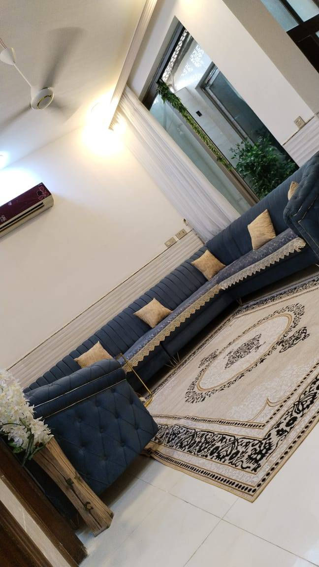 اللهم صلي على محمد وال محمد
مكتب التويجري للعقارات ✅
بيت للبيع بلتاحيه مساحه ٢٠٠م مقاطعه 8000
طابو ملك صرف بناء حديث طابق واحد ،حر غير مطلوب
يتكون 2 غرف نوم صاله مطبخ واستقبال ومنور وصحيات عدد2 داخليه وخارجيه البيت سنتر ع شارع التريلات شارع عرضه 15م منطقة سكنيه مخدومه بأسم شخص واحد تحويل مباشر بأسم المشتري للأستفسار اكثر
***********.واتساب ***********.واتساب 📞
