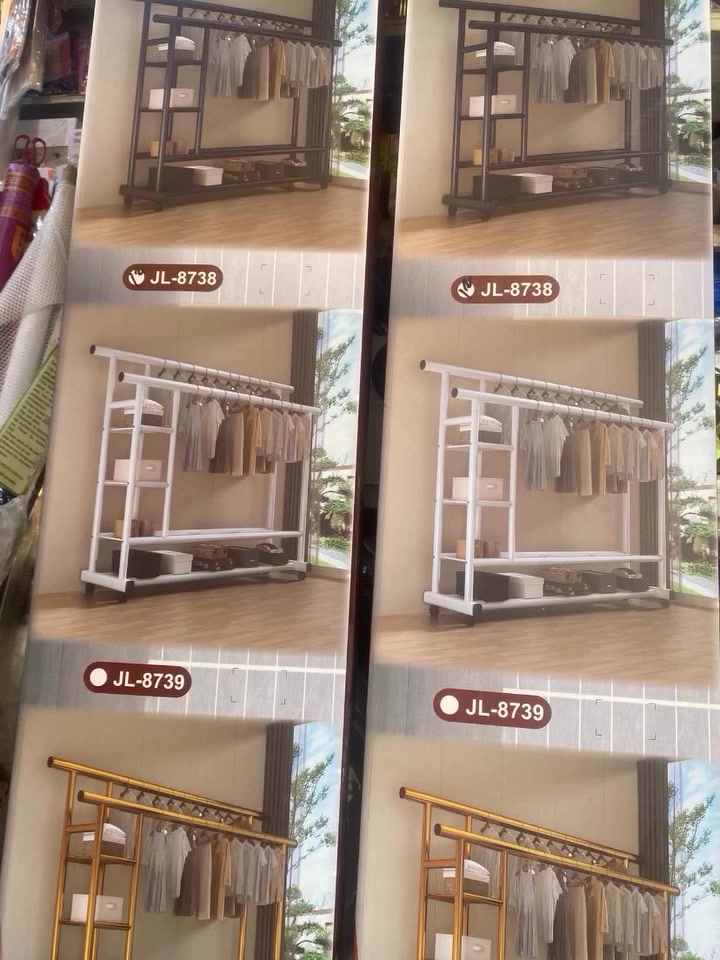 استاند ملابس اصلي 
ثقيل ثقيل
يتحمل وزن 100 كيلو
العنوان
حي القاهره
سوق علي نعمه
هاتف
***********
