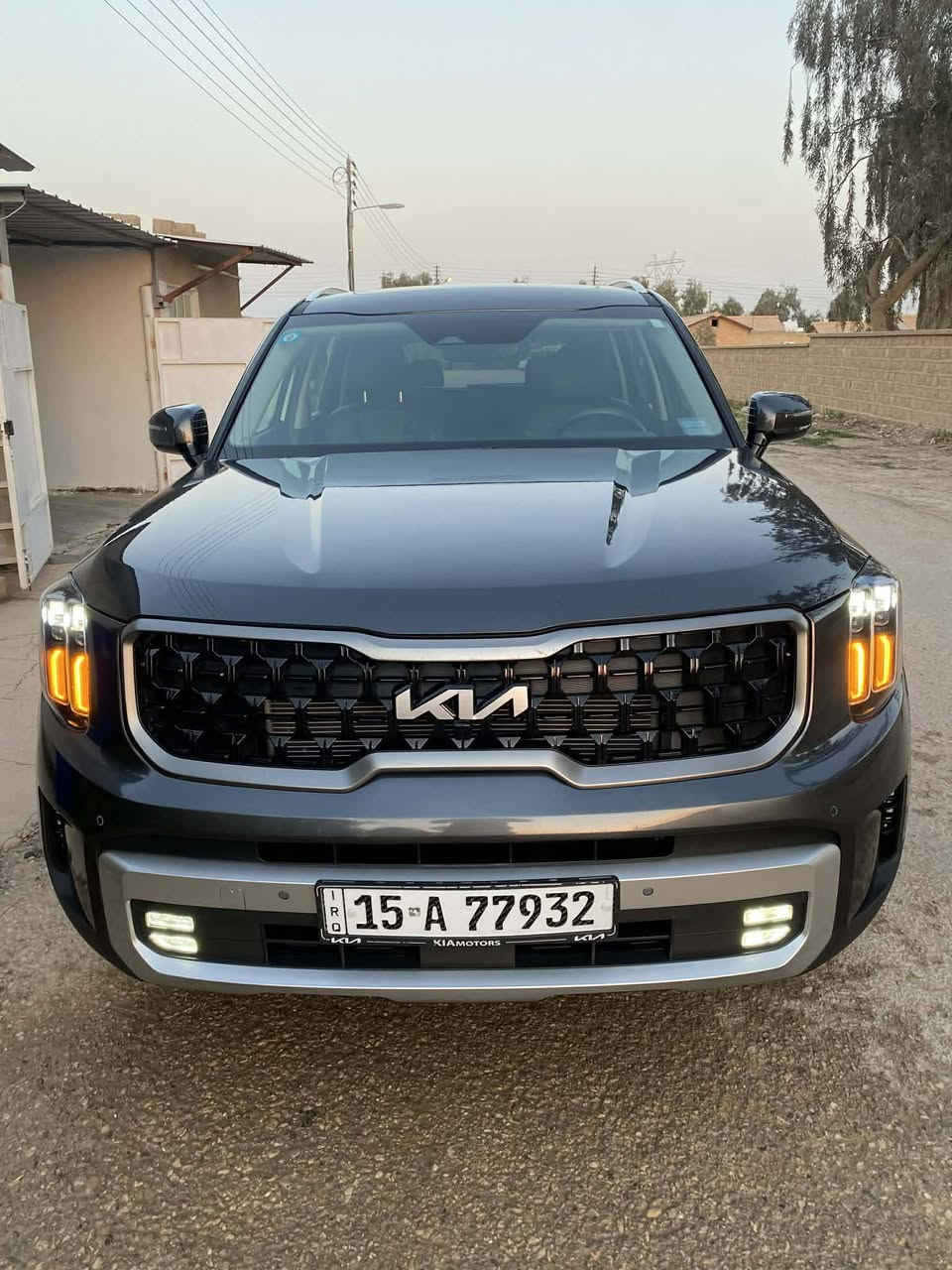 تلرايد 2024
كلين بدون قطره صبغ 
تعديل حافه الجاملغ بارد 
فول موصفات SX
ميحتاج اذكر موصفاته كله معروفه فول 
ماشيه 22 الف 
صور الحادث وسونار موجوده بل منشور
السعر 340 وبيه محال بصيط 
الستفسار الاتصال ‏‪***********‬‏
