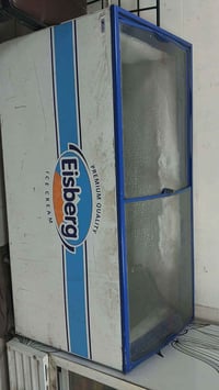 عرضه للبيع ٤٠٠ رقم ٠٧٧٠٠٦٢٧٦٧٨