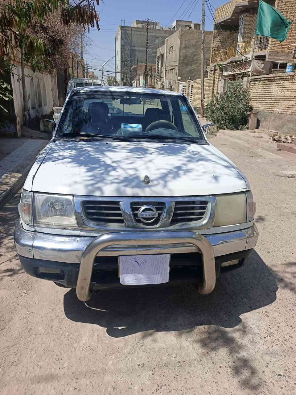 السلام عليكم للبيع نيسان 2003 سياره جاهزه رقم جديد
 لل 30 تحويل دواخلها حلوه السعر 63 وبيها مجال
***********

