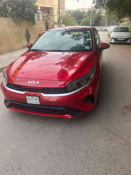 السلام عليكم كيا فورتي موديل 24 منفيست باسمي تحويل ثاني يوم  مكينه 2000 دوش نص مواصفات شاشه كبيره ويل كب رادارات تحكمات ستيرن لدات امامي خلفي باقي مواصفات معروفه سياره ماشيه 9 الاف فقط حادثه فقط باب الخلفي وشويه من جاملغ خلفي بدون  ايرباك بجمه كبس سياره جديده معنى الكلمه حادثه موضح بالصور مكان سياره بغداد السعر 145 بيه مجال بسيط الإتصال على الرقم ***********
