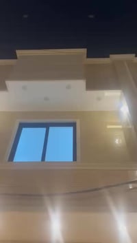 يوجد مشتكل للبيع في الوزيريه اي استفسار مراسله ٠٧٨٠٤٢١٩٥٤٤