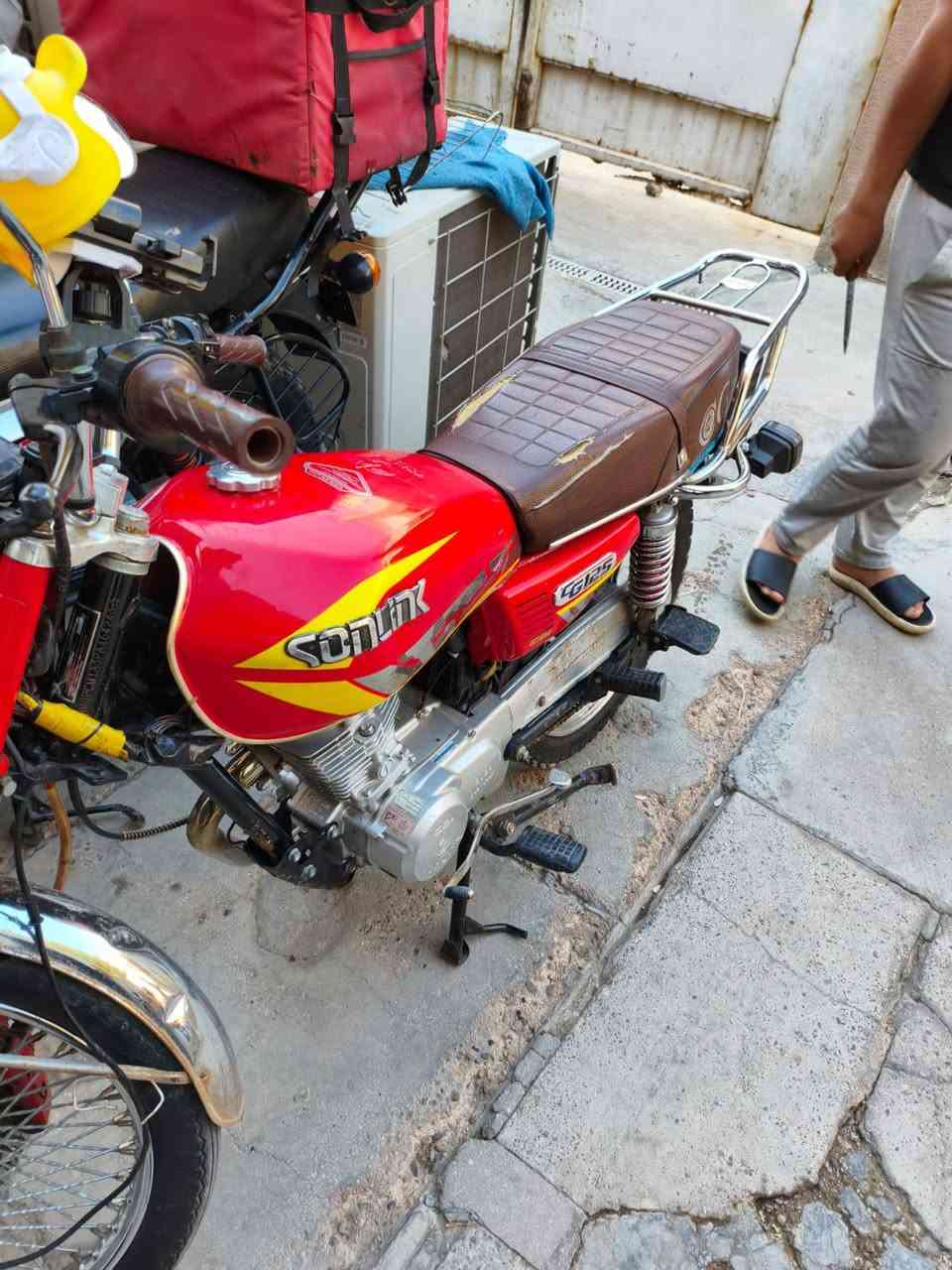 سلام عليكم للبيع دراجه ايراني ٤كير موديل 2024
ااي نواقص مابيه كامله من كل النواحي سعره 500او بيه مجال 
العنوان بغداد صليخ الاستفسار ***********
