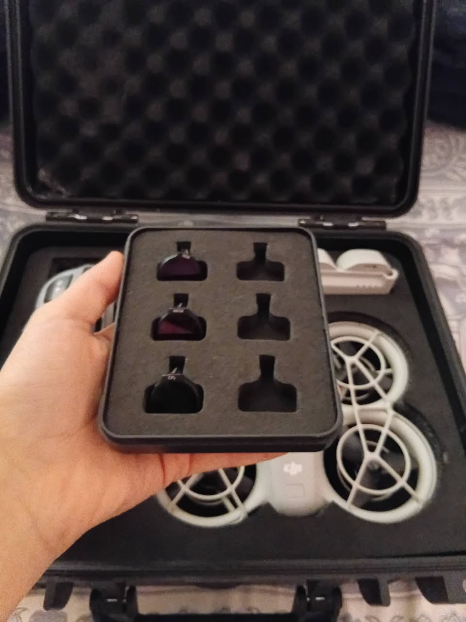 dji neo
درون dji neo نسخة الكومبو
3بطاريات
3عدسات
درون فول نظافه 
للستفسار:***********
