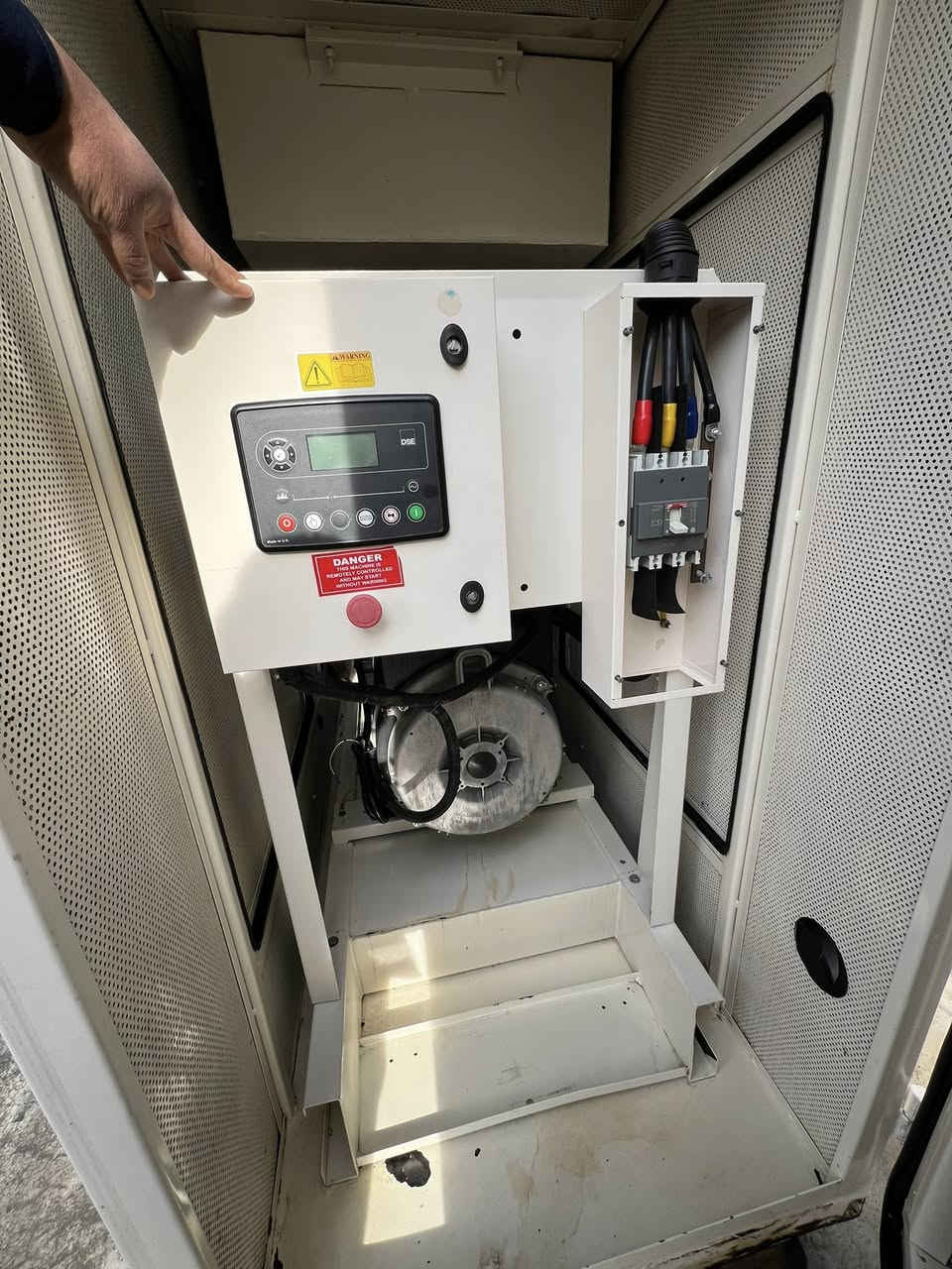 عرض
👈🏼موالد بيركز انكليزي اصلي 150 KVA جبيلي
👈🏼  كاتم نسبه الكتم 100/100 جبيلي 
👈🏼المحرك بيركز انكليزي اصلي 🇬🇧
👈🏼وراس التواليد لوري سومر فرنسي اصلي 🇫🇷
👈🏼ساعات العمل 6200ساعه زيرو 
👈🏼 موديل الموالد 2022
👈🏼ضمان الموالد عل حمل 
👈🏼للتواصل واتساب او الاتصال 📞
 📞***********👈🏼
(عباس الوائلي )

تنويه هام ‼️ 

متوفر نضام الاستبدال 🔀 تكدر تبدل موالدتك القديمه موالده جديده ويتم الاتفاق 🤝بعد التقييم 

تتوفر صيانه 👷🏼‍♂️ جميع احجام الموالدات البيركز الانكليزي و/ الكمز / دايو دوزان  بعمل متقن ونوفر لك خدمات عامه واستبدال عام في الموالدات 

معه تحيات (عباس الوائلي )
