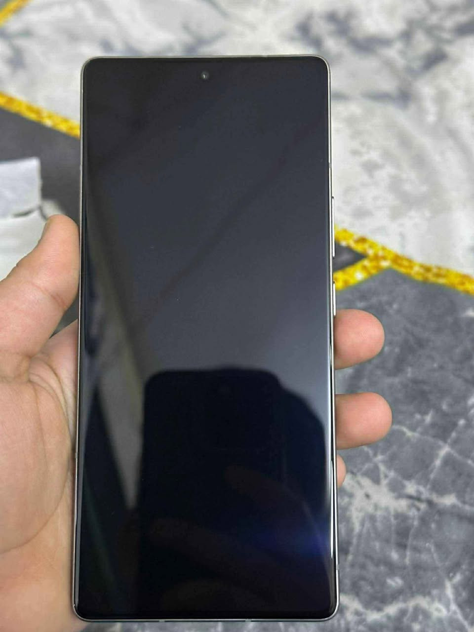 سلام عليكم
اخوان للمراوسة فقط 
انفنكس نوت ٥٠ برو 
كامل ملحقات 
بعده بضمانها 
ذاكرة 256
رام 8+8
بطارية 5200
شاحنة 90 واط
شاحن لاسلكي ٣٠ واط 
شاشة ١٤٤ هرتز
مكان 🚩 الجهاز اربيل أربيل, العراق


**إذا كنت صاحب هذا الإعلان وتريد حذفه لأي سبب، رجاءا أرسل رسالة إلى الدعم الفني**