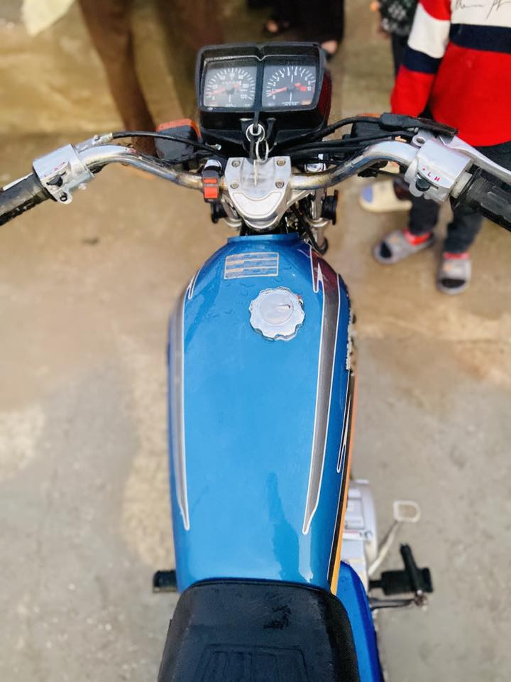 السلام عليكم شبه أصلي للبيع 2023 أوراق سكنر
دراجه كارتون  السعر 675 وبيها مجال قليل قضاء النصر ***********
