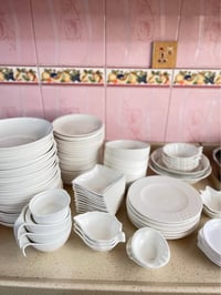 دولاب أبيض • السليمانية • ديكور منزلي