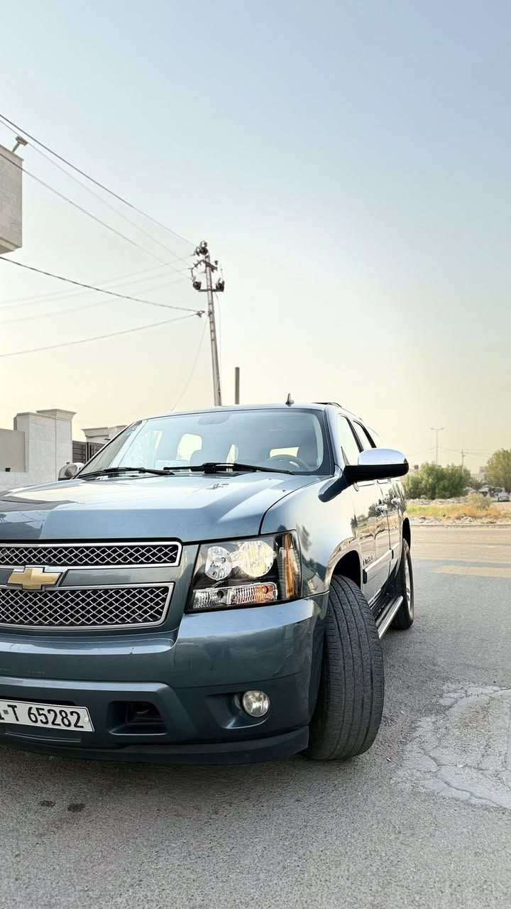 اسلام عليكم /تاهو 2009 LTZ بيها بس جاملغ خلفي اكلير والباقي مكفول اسياره بسمي تحويل ثاني يوم رقم دولي او هزه جديده السايره مكينه او كير او صدر بل جيس او انتو اتعرفون موصفات ل LTZ شاشه وسطيه كشنات جلد تحكمات استيرن كشنات منفصل صندوك كهرباء او بعد اوهواي موصفات / السعر / 23 / او بيها مجال الطيبين / الاستفسار/ ***********
