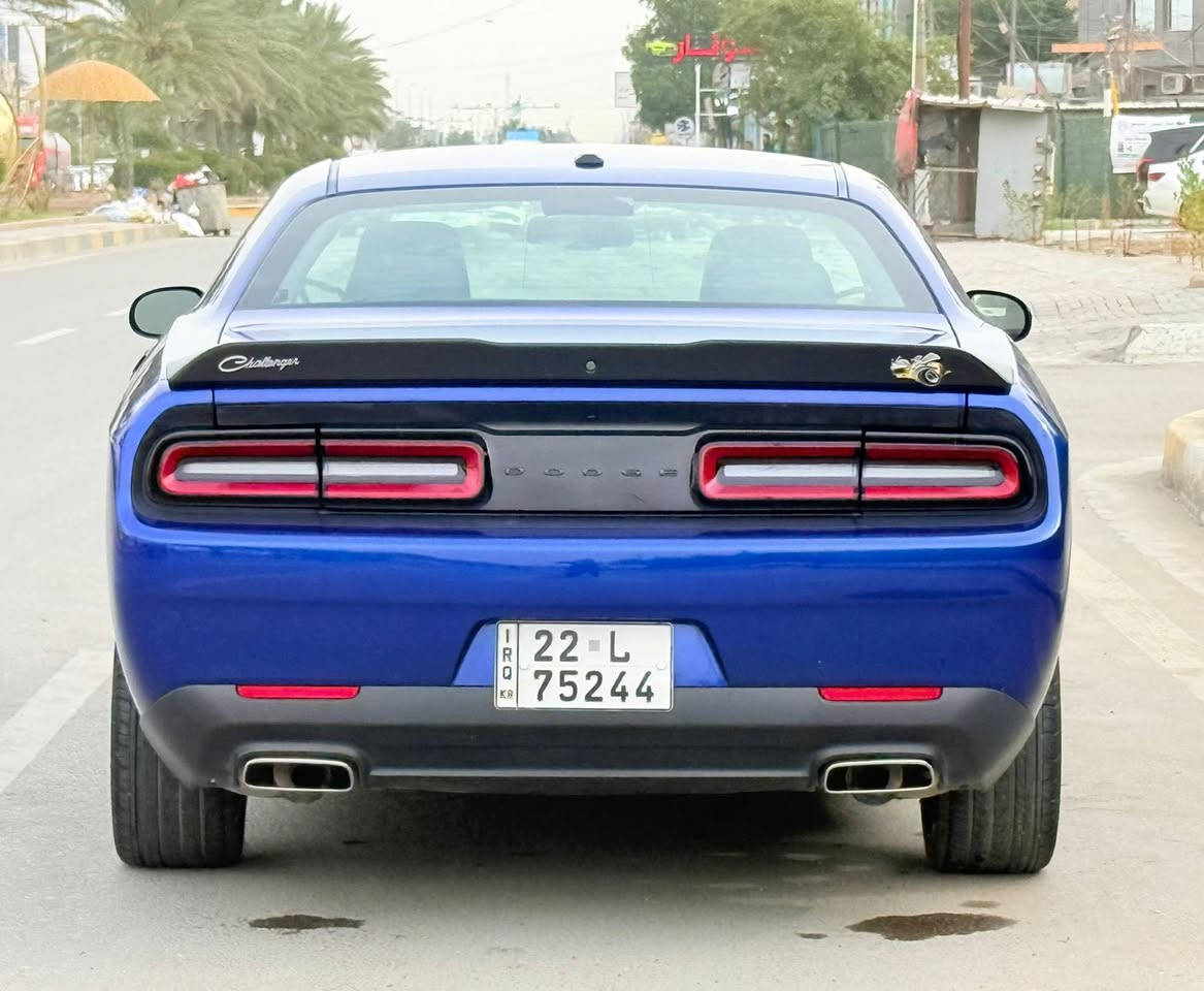 يالله
السلام عليكم 

دودج جالنجر 2021 رقم اربيل بأسي تحويل مضمون حادثهه مرفق مع الصور جاملغ صبغ+جاملغ صفحة العبري بي ربعه كلير من امريكا بدون ارباك بدون دواخل 

المواصفات :شاشة كبيرة / كرسي كهرباء / ويل كب بلاك / بصمة / لايت زنون منضومه / LED امامي وخلفي / محرك 3600 / سماعات سستم صوت / نظام سبورت / مانع انزلاق /  ماشيه31mi

للتواصل والاستفسار : ***********
السعر 220$ مجال بسيط
