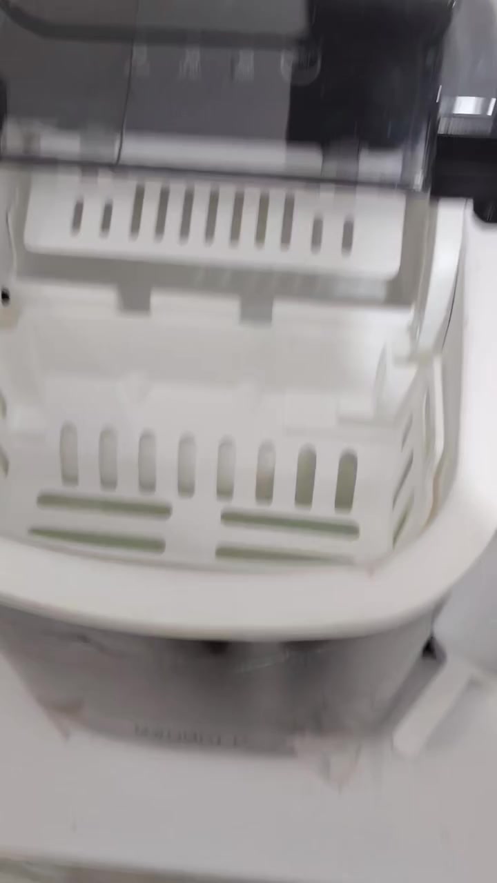 ثلاجه زغيره تنطي قولاب ثلج
سعر ٥٠ الف


**إذا كنت صاحب هذا الإعلان وتريد حذفه لأي سبب، رجاءا أرسل رسالة إلى الدعم الفني**