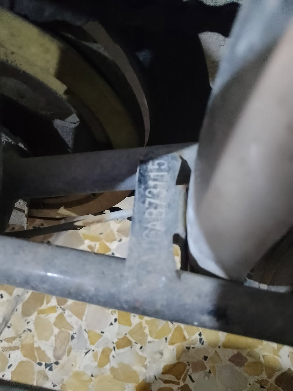 سلام عليكم شباب باسكل ياباني مديل 18متروك غراضه كامله برغي مامفتوح بيه نضافه 85 الاتير الخلفي مشكوك سعره 90 بيه مجال حك الاجيه مكان ذي قار المركز ***********
