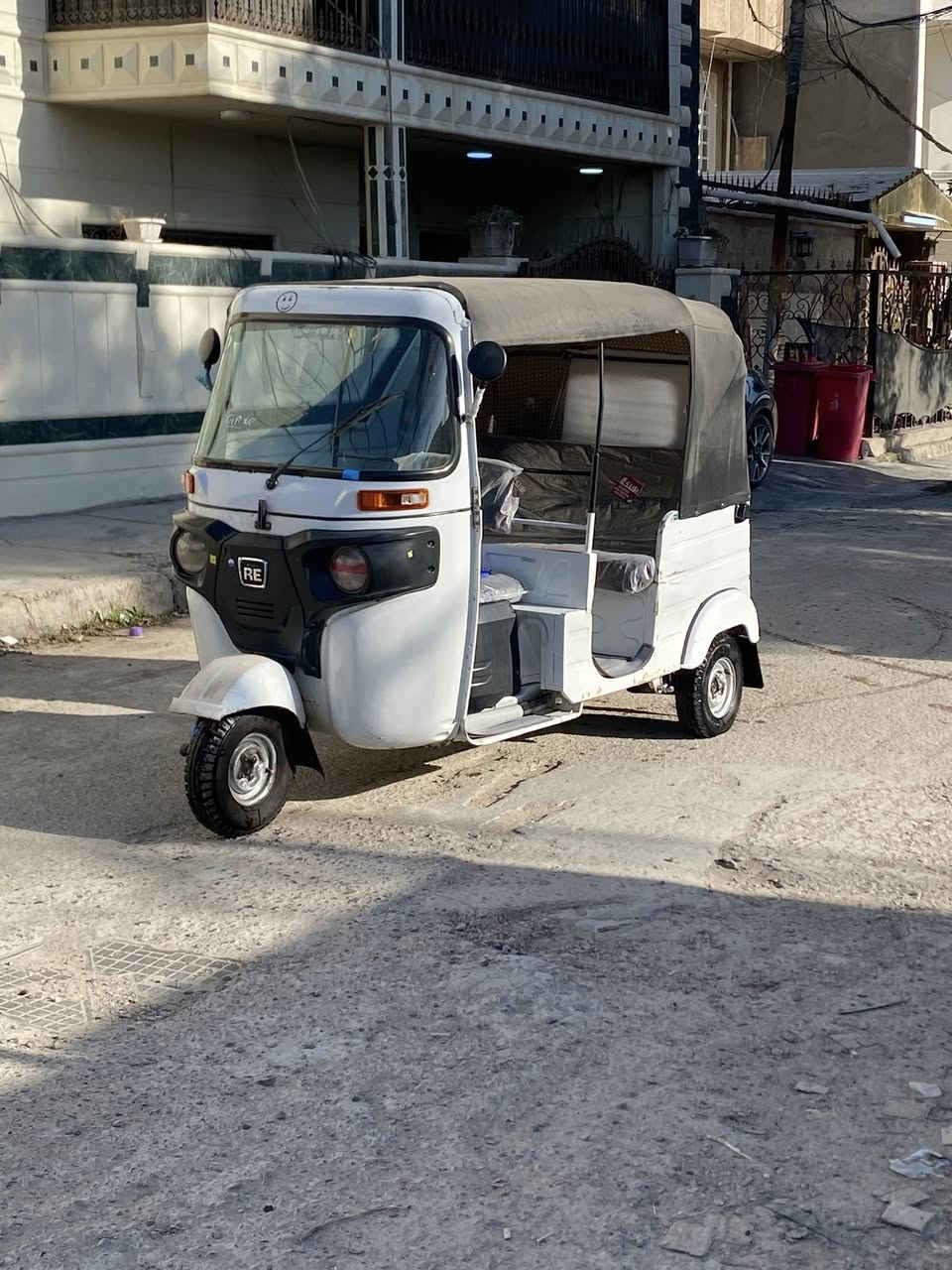 تكتك مديل ٢٠. مرقم بسمي.  مابيه نقص كبل الشغل   ***********. سعر. ٦٧٥٠ وبيه مجال
