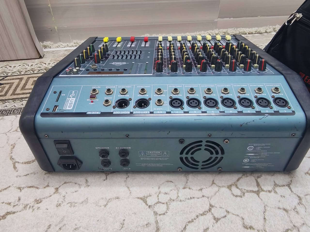 ميكسر باور زاك 1600 واط سعر ١٧٠ الف دينار كلش نضيف قوي دبل ايكولايزر فلاش و ميموري *********** واتساب توصل عندی جميع محافظة عراق
