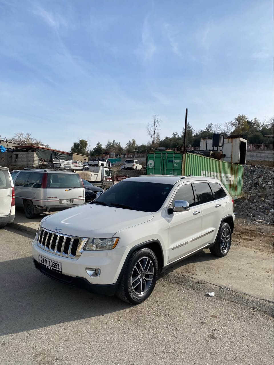 Jeep 2011 
Tanha 97ml roshtwa ✅
Makena 3.6 nakrawatawa ✅
Kushn karaba 
Awena hetar 
Drga basma 
Laet outo 
Dabll aksll 
Taqm wele 2021 bo bastwa 
Tayay yabani bo krewa 
Kaml peshe zenon 
250 masrafe neia 
Kamll servsm kerdwa 
Haydlorek germ gorewa 
Sewayli aksl 
Hechm masraf tia naheshtwa 
3 pala boiaxe haia lasar shuxt 
Da3me neia 
Sanawe tazaia 
Banawe xomawaia 
Slimani 
*********** ❤️ السليمانية, العراق
