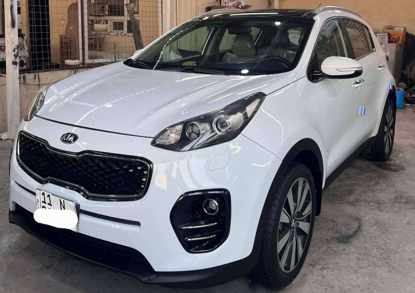 إسلام وعليكم للبيع والمراوس سبورتج  موديل 17 خليجي
كفاله من الصبغ والتبديل كير و محرك بلادي ع شركة  ماشية 123 الف
سعر 174
 مكاني بغداد    
للتصال ‏‪***********
