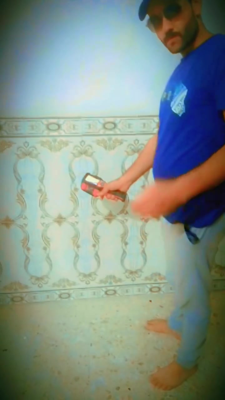 ياالله يوجد لدينا افظل اجهزه الكشف وبأسعار مناسبه لكم عملنا كشف شامل للبيت وتحديد  السبب بدون تفليش فقط مكان السبب عملنا في جميع مناطق بغداد كرخ رصافه يوجد واتساب ***********

