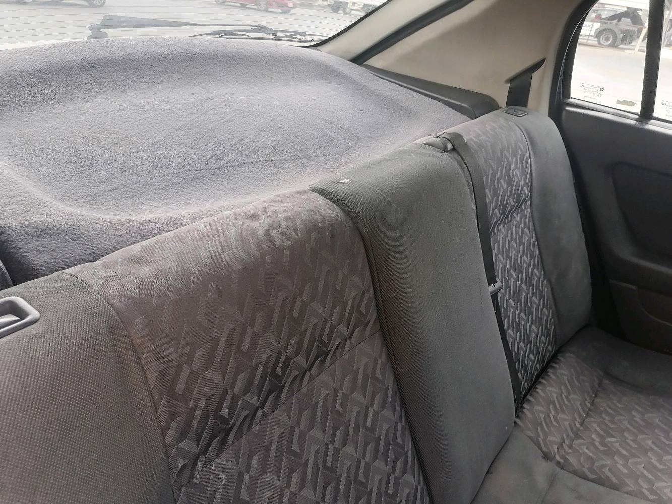 السلام عليكم ورحمة الله وبركاته 
للبيع اوبل استرا 2002  انكليزي وبسمي كير ومحرك مكفول تخم تاير جديد صدر امامي خلفي جديد تبريد ثلج تدفئه كهربائياته بلاديه اي چطل مابيه غرفته جديده بلاديه كهربائياته كله شغاله بلاديه  ترايك وين متريد ناعمه كلش بلاديه صبغه بلاديه  مكفوله من ضربه كتلوكات شركه بيه السعر 55 بيه مجال ( ***********… . *********** )