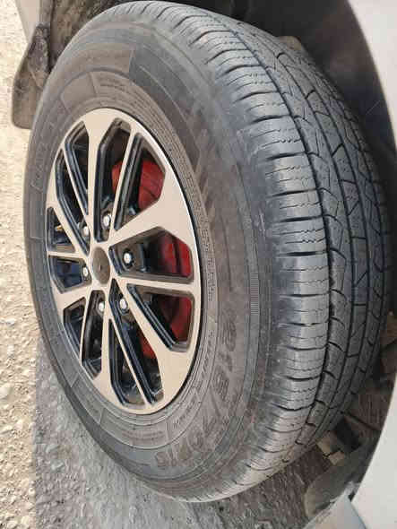 سلام عليكم ستاركس للبيع موديل 16. مفتوح تخم تاير باتري سلفون    بسم عمي مدور ثاني يوم   سياره جاهزه بيه جاملغ خلفي وتكمه امامي نضربت بل شجره باقي كفاله موضوح عندك بل ***********صوره شراي يتصل غير متواجد عل نت     سعره 168بيه مجال لشراي
