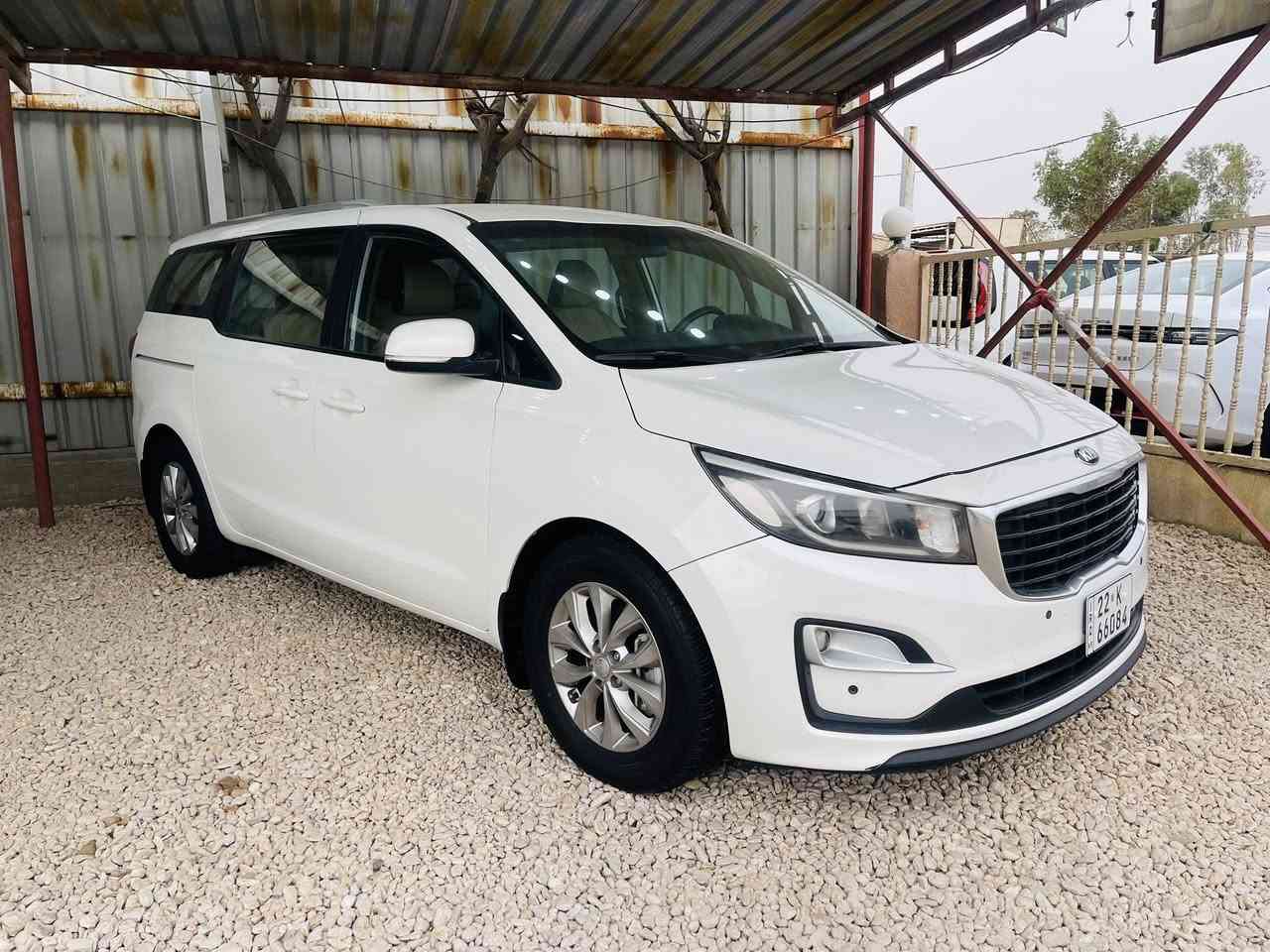 كيا كرنفال 2019 خليجي
كيا كرنفال 2019 خليجي ( كفالة عامة ) 
مكفوله من الصبغ والتبديل والبارد 
رقم اربيل جديد بأسمي تحويل او وكالة حاضر 
محرك 6 سلندر 3500 
7 راكب 
3 قطع تبريد 
داخل بيجي 
شاشة كبيره 
حساسات 
كشافات 
تحكمات مقود 
اشاره بالمري 
سياره جديده وجاهزه بدون نقص 

السعر / 227$ ورقة 
العنوان كربلاء  المقدسه 
***********
