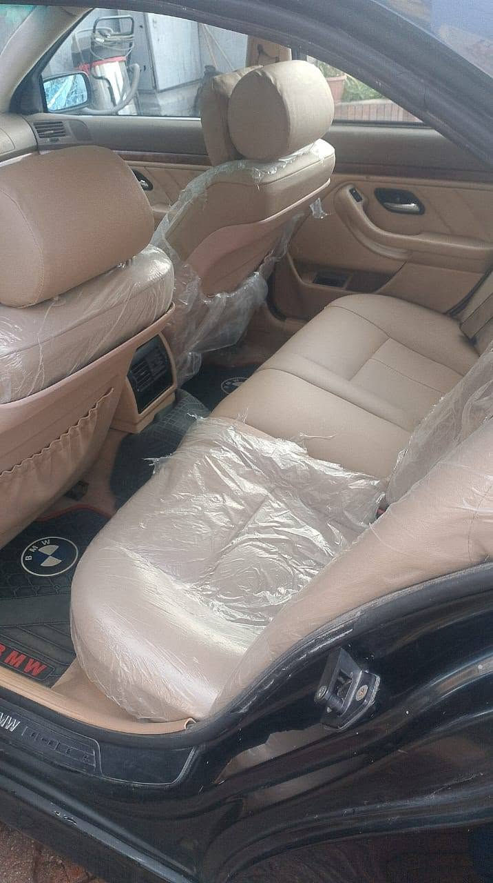 BMW 520 2001
فبريكا دواخل 
رأسه نظافه على الصاج 
2500 سي سي 
معاينه القاهرة أو مطروح
مالك اول 
رخصه سنه 
مرور مطروح العجوزة, الجيزة


**إذا كنت صاحب هذا الإعلان وتريد حذفه لأي سبب، رجاءا أرسل رسالة إلى الدعم الفني**